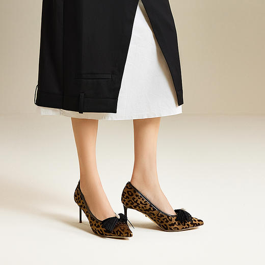 千百度蝴蝶结豹纹超高跟鞋女2026春季新款细跟法式名媛浅口单鞋A26188108 商品图2