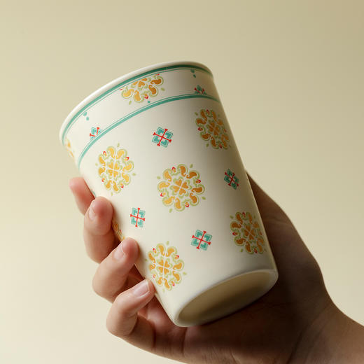 【敦煌宝相花可乐杯】敦煌小众新中式米黄釉宝相花纹可乐杯随手杯 陶瓷家用大号个人专用水杯 商品图1