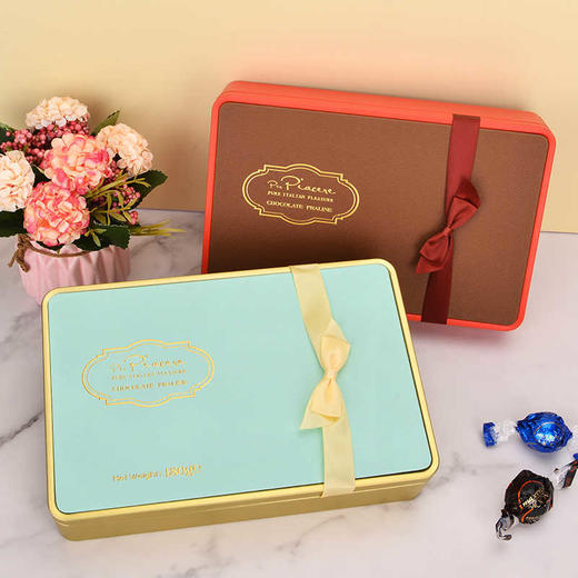 【新品上新】卡卡尼什锦软心巧克力制品礼盒(棕色)045559/（蓝色）045560/180g  三种口味 满足味蕾 商品图1