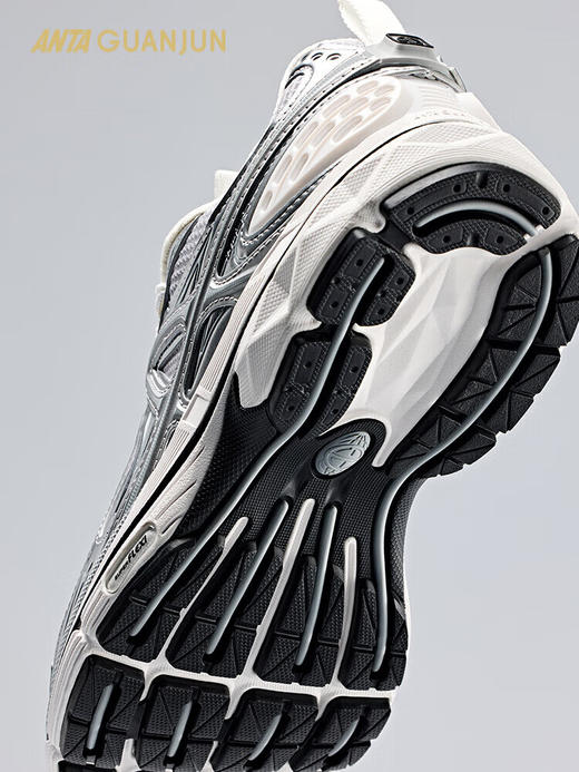 安踏冠军G02.2复古老爹鞋女鞋复古跑步运动鞋122528803A 商品图3