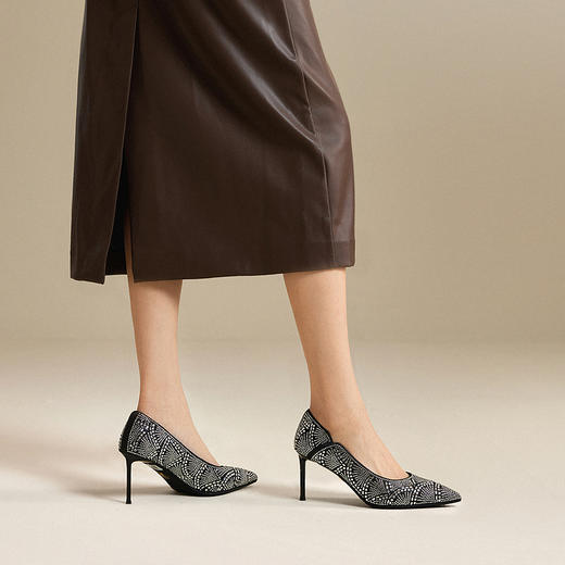 【静音系列】千百度水钻高跟鞋女2026春季新款宴会婚鞋浅口单鞋A26188113 商品图4