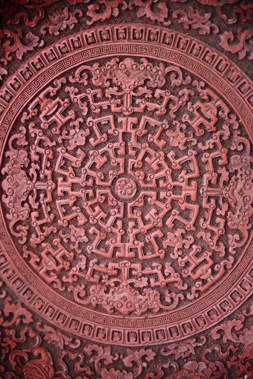 独角鹿西洋古董19世纪中国出品木胎剔红缠枝花叶及福寿云纹大盘 商品图7