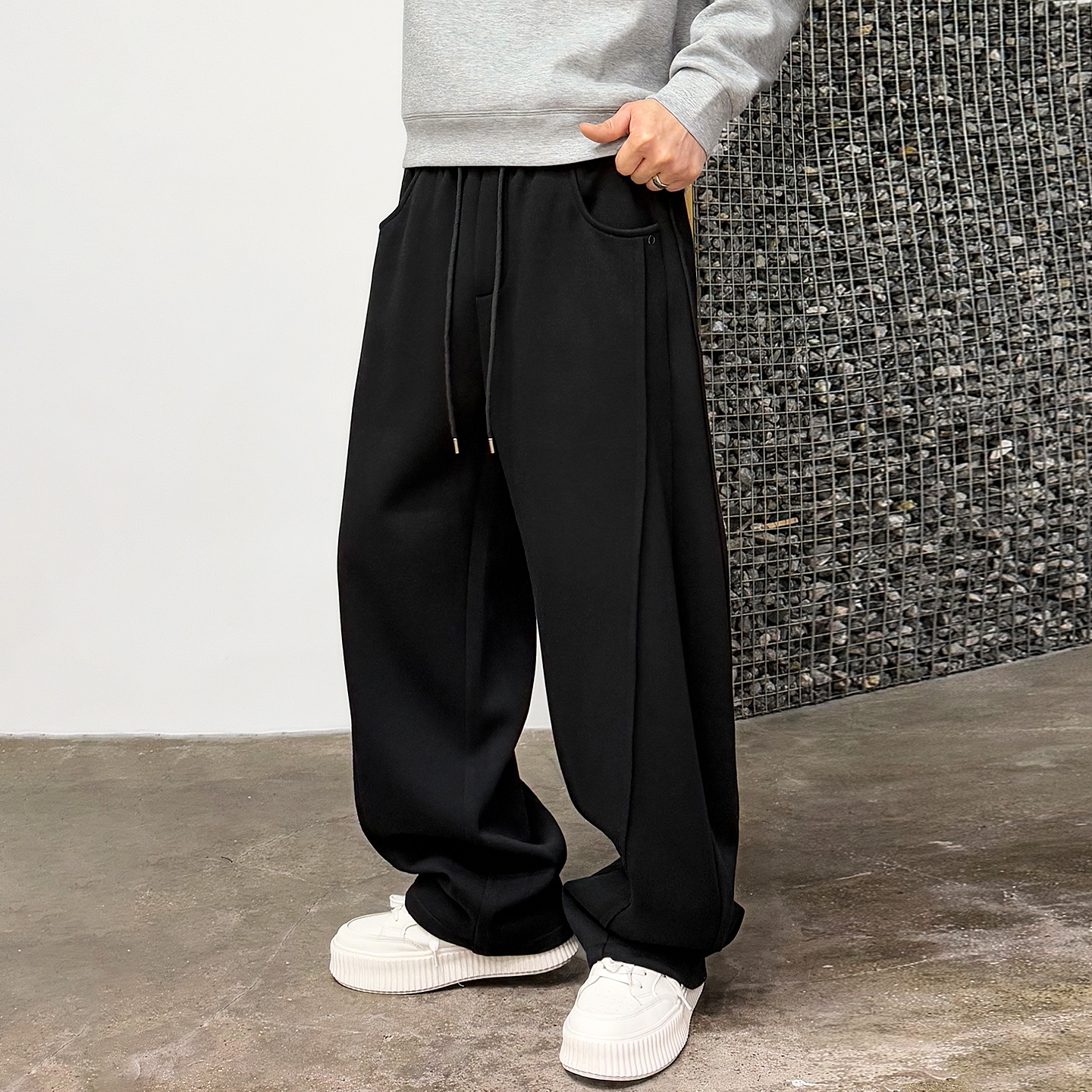 徐太浪【莱赛尔混纺 垂坠感】休闲裤男秋冬简约百搭宽松直筒裤子