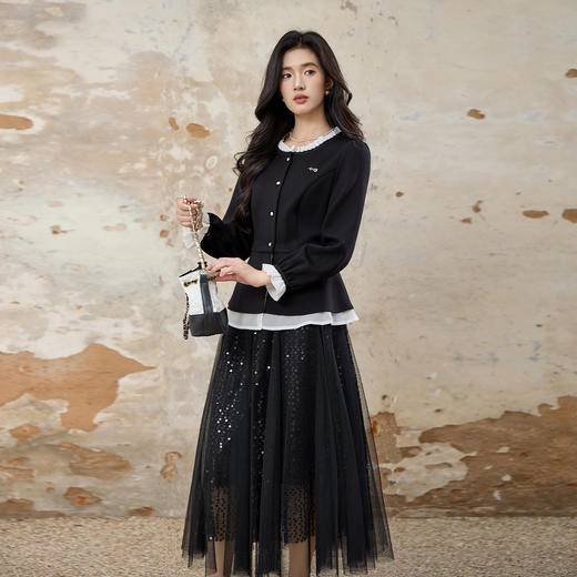 奢姿大码女装2025秋装新款胖妹妹气质撞色木耳边圆领单排扣上衣9953253749 商品图1