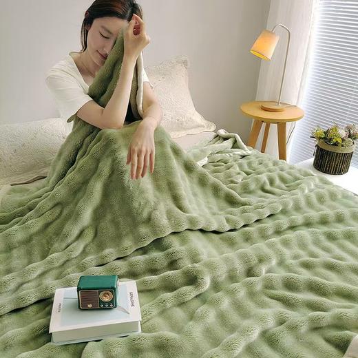 床上小暖炉！【曼魅罗--软糯兔兔绒多功能毛毯】柔软细腻 舒适透气 纯色双面加厚兔兔绒 马卡龙系列高颜值 快速升温 熟睡锁温 蓬松保暖 盖毯/床单/披肩等多场景使用 商品图8