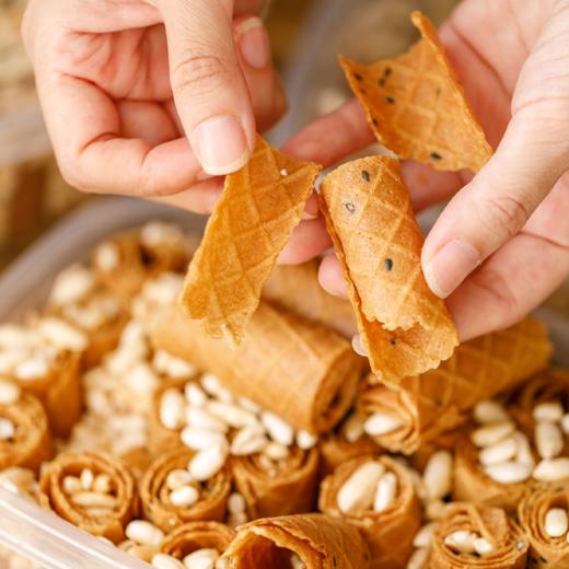 [屁侠推荐]朴食有方 红糖烤蛋卷 一咬酥脆 老师傅的手作蛋卷香 义乌古法红糖  商品图3