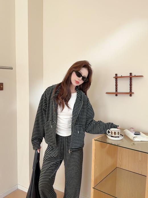 【YW】无忧购秋冬高品质加绒宽松连帽条纹两件套5031（截单后3-5天发货） 商品图8