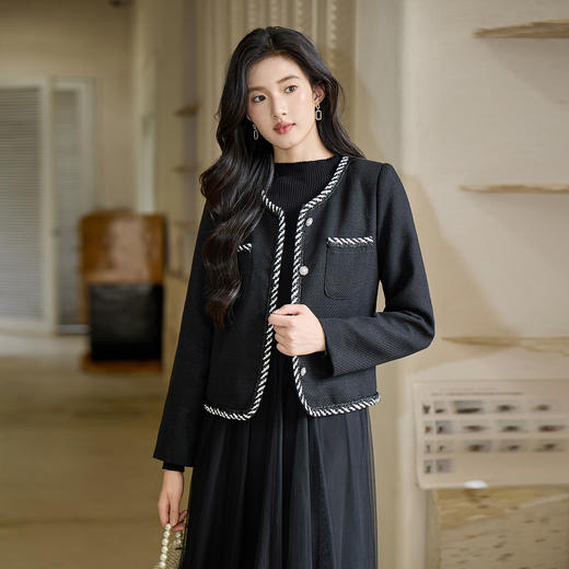 奢姿大码女装2025秋季胖妹妹减龄织带花边设计V领小香风短外套9953353655 商品图0