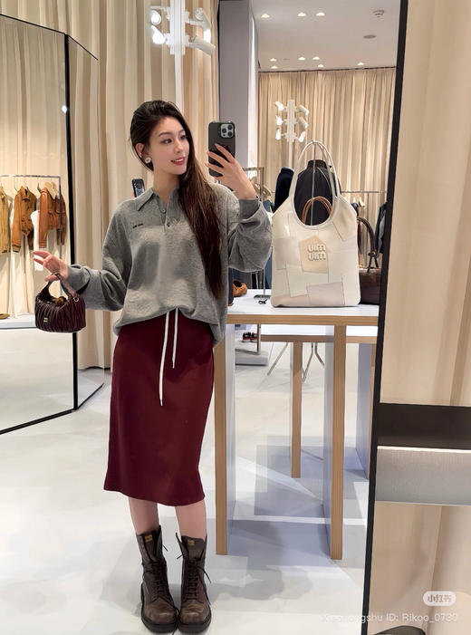 116-4 渠道货 miu 全羊绒 翻领polo针织长袖 女士款 男生也好穿 商品图9