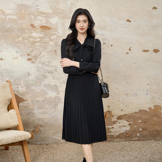 奢姿大码女装2025秋装新款胖妹妹轻奢休闲马甲百褶连衣裙套装9953994202AB 商品图1