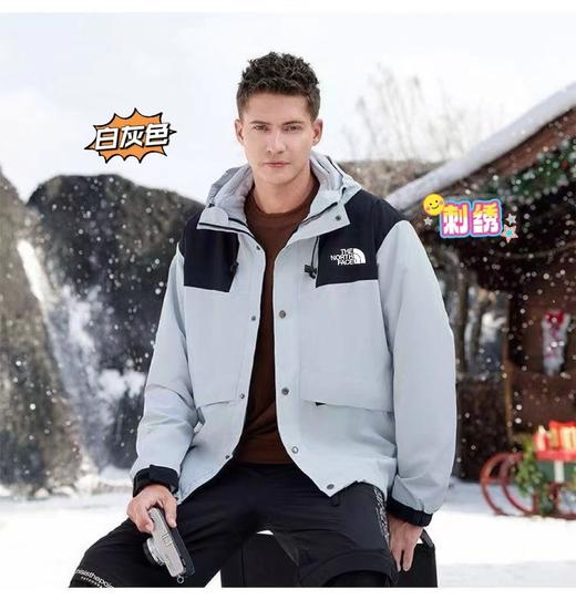 D110632冬季新款休闲撞色三合一冲锋衣外套男女同款 商品图5