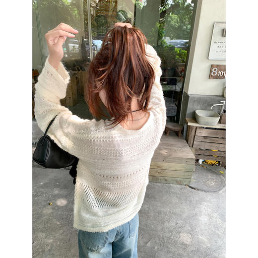 【129元任选2件】现货！杏色镂空毛织衫 商品图4