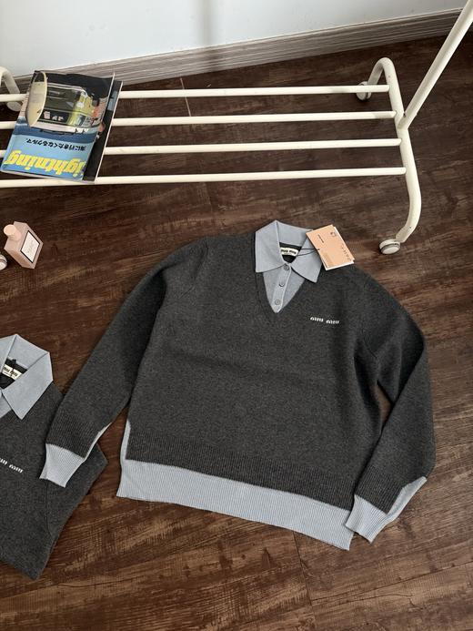 缪缪羊毛混纺莫兰迪polo领拼色假两件长袖毛衣 商品图4