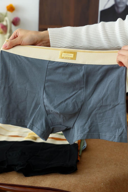 【多妈团购 古今内裤男女内裤】女款：轻薄无痕，7A桑蚕丝底裆，上身裸感，告别闷热  男款：5A石墨烯抑菌抗菌底档，95%精梳棉!触感柔软-君图 商品图11