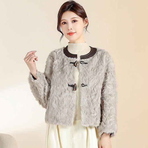 仿貂毛外套短款小个子小香风，气质优雅女装厚款皮毛上衣CC-YIYI-JK25B22-Y 商品图0