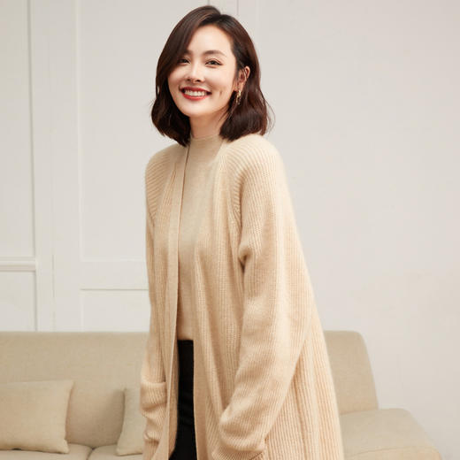 「高货qj」全新升级【铂金会员661/天猫899/差价238】(00242)洛诗琳无扣元宝针羊绒混纺外套2025秋冬中长款针织开衫 商品图2
