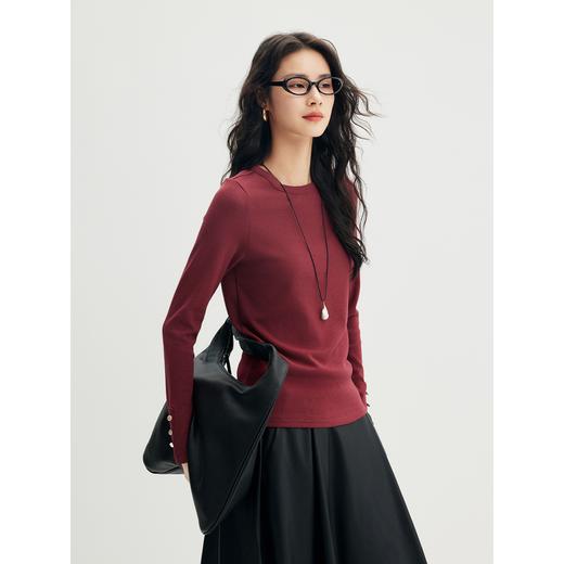 棉仓356601019-优雅小金扣罗纹磨毛长袖T恤女24冬季内搭打底衫坑条肌理感 商品图0