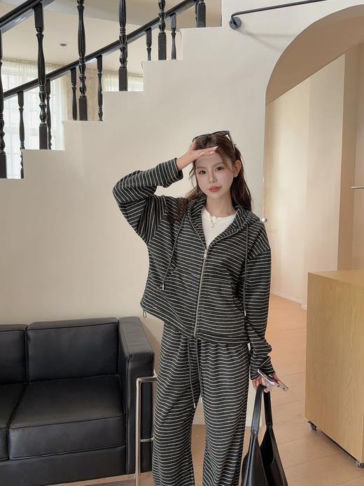 【YW】无忧购秋冬高品质加绒宽松连帽条纹两件套5031（截单后3-5天发货） 商品图3
