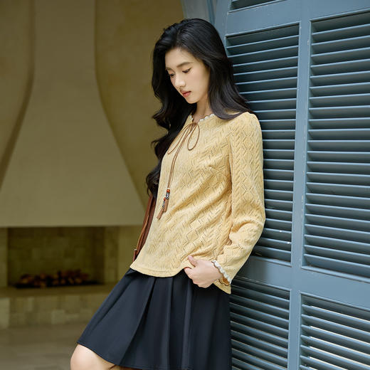 奢姿大码女装2025秋季时尚镂空花纹设计气质系带流苏装饰针织上衣9953294359 商品图2
