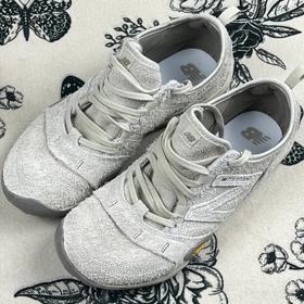 【云粉节】 【新品】7楼 NewBalance赤足薄底鞋 吊牌价:999元