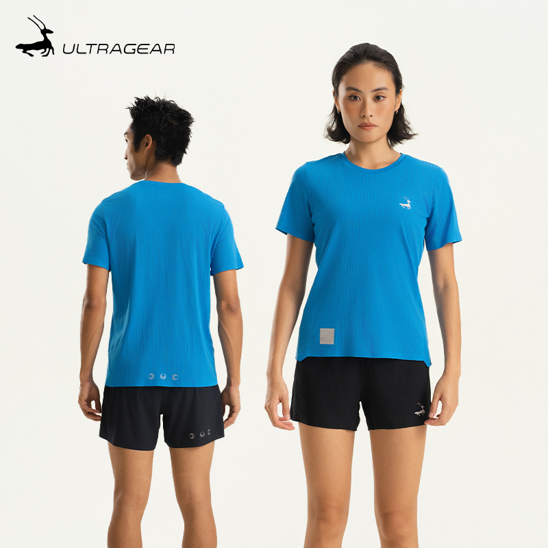 优极UG 3D爽弹透气跑步短袖T恤