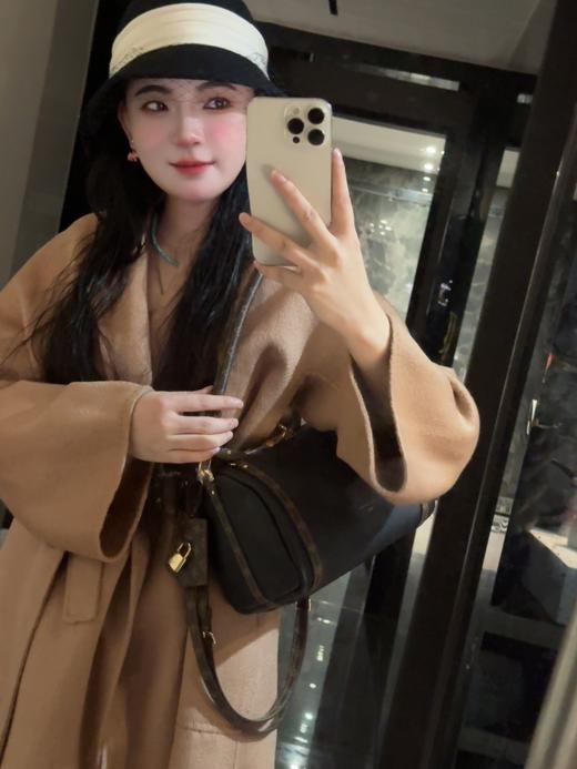 驴家 Express经典花纹镶边 牛皮革腋下包斜挎单肩包（163.芯片） 商品图8