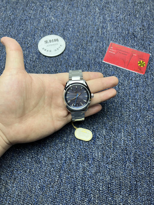 UVS欧米茄 OMEGA 海马150米系列“柚木蓝” 蓝针海马 男士腕表
机芯：搭载改Cal.8500 商品图8