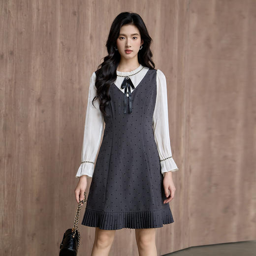 奢姿大码女装2025秋季胖妹妹时尚波点撞色拼接设计百褶裙摆连衣裙9953853702 商品图4