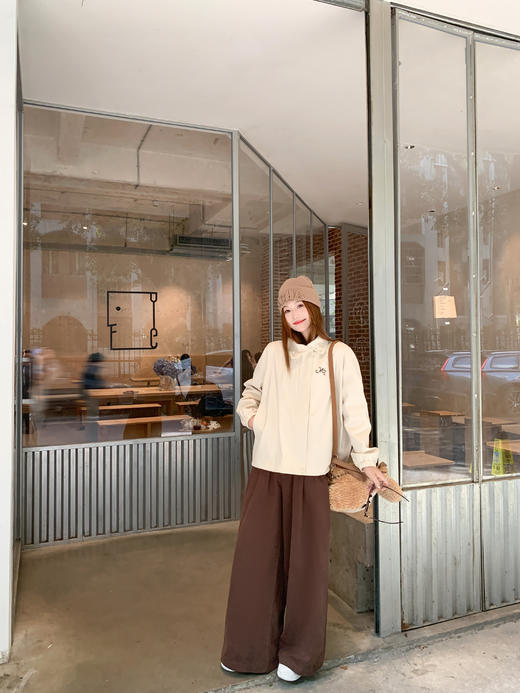 【269元任选2件】现货！成本巨贵，拍下包赚！杏色拉链夹克外套 商品图8