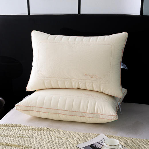 多喜爱 美眠康 黄金澳毛暖豆枕 商品图0