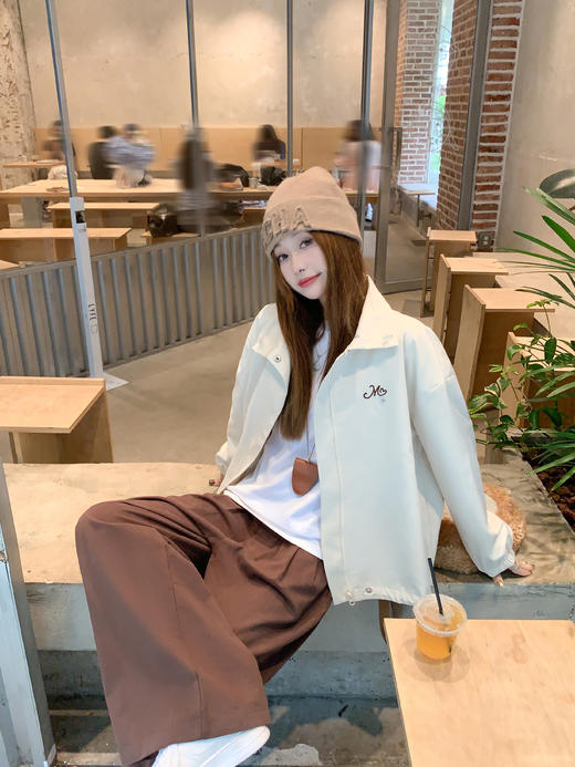 【269元任选2件】现货！成本巨贵，拍下包赚！杏色拉链夹克外套 商品图13