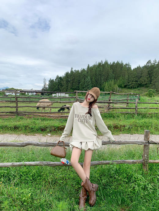 【129元任选2件】现货！杏色露肩上衣 or 杏色短裙 商品图11