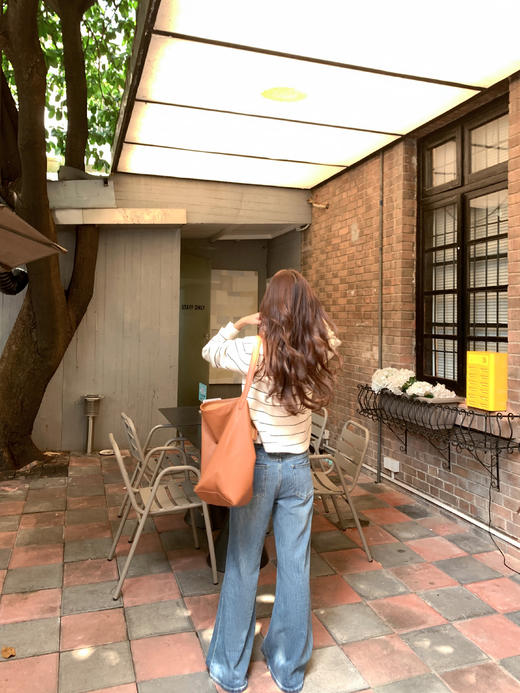 <曾小咸推荐> 现货秒杀！微信超特价！杏黑条毛衣开衫 日常199.99 立减100 秒杀99.99！ 商品图7