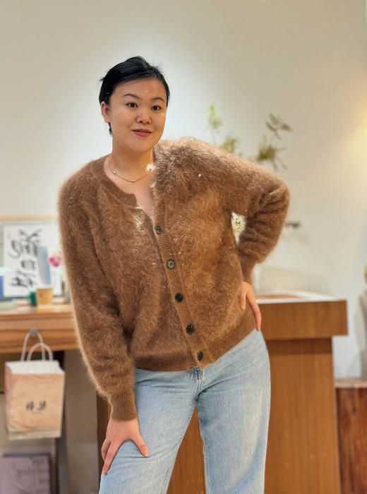 红莲 重磅拉绒羊绒女纽扣开衫420g 商品图2