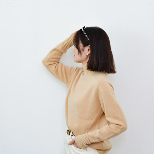 加厚更抗冻 红莲女款半高领加厚羊绒衫加厚款 商品图4