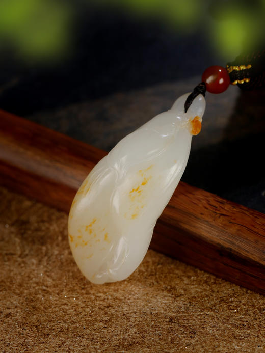 【双十一专享】玉兰、向阳而生|新疆籽料玉兰花吊（2款可选孤品） 商品图1