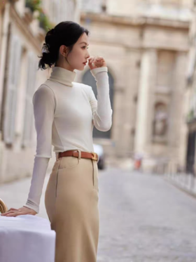 塞琳 刘诗诗走秀款刺绣半高领长袖打底衫