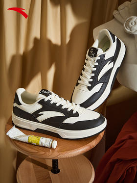 安踏百川丨经典黑白低帮板鞋熊猫色男鞋运动鞋112548013-1