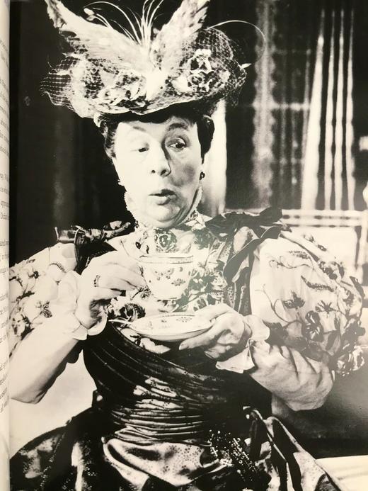 王尔德的精致人生 约百幅插图 精装大16开 商品图13