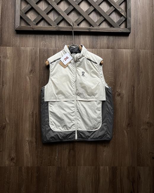 On昂跑 Weather Vest 2025 秋冬新品男款轻量跑步马甲！ 商品图3