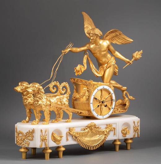 独角鹿西洋古董19世纪初法国出品帝政风格古典神话主题“忠诚引领的爱”铜鎏金精雕嵌白色大理石座钟 商品图3