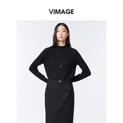 VIMAGE纬漫纪低圆领简约时尚百搭秋冬新款针织衫V2401114 商品图3