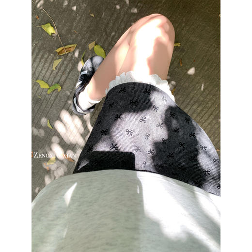 【129元任选2件】现货！韩系蝴蝶结花边灰色半身裙 商品图4