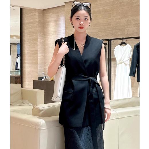 【à perles】 GIA* 酷飒 精纺羊毛V领系腰带垫肩马甲直筒小脚9分裤套装 商品图3