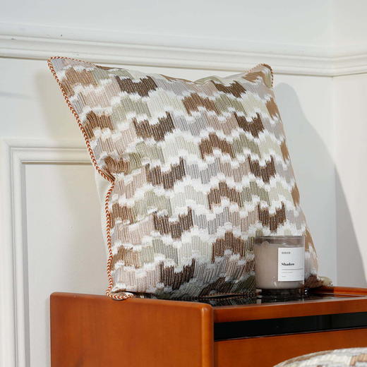 罗莱软装 古典油画抱枕 商品图3