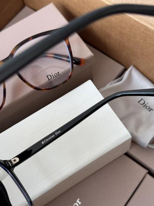 D110741适配各种脸型字母镜设计时尚潮流防蓝光素颜眼镜 商品图6