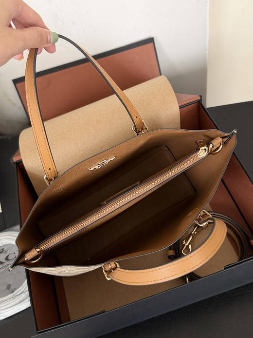 蔻C爆款mollie 25托特包 商品图13