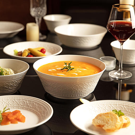 摩登主妇白色骨瓷碗具餐具套装家用2025新款碗盘碟筷乔迁新居礼物 商品图3