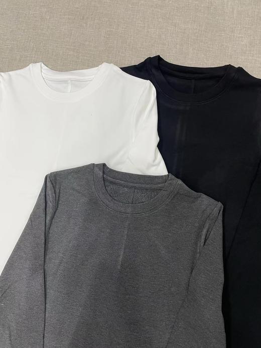 D110703女装修身圆领指孔打底衫2025秋冬季新品内搭长袖打底衫 商品图11