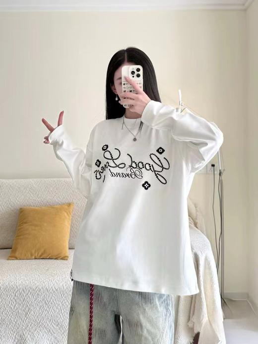 D110751小花标语字母logo情侣圆领长袖T恤 商品图4